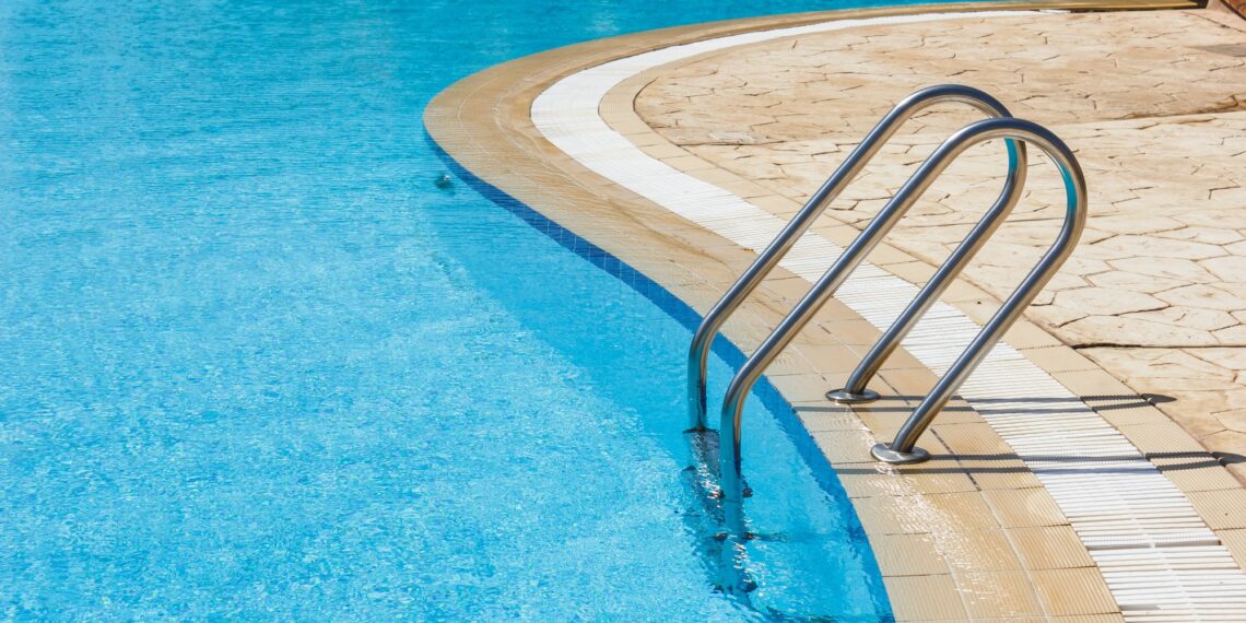 La Junta anuncia que podrán llenarse las piscinas privadas este verano en Málaga