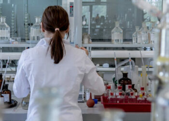 Crean un biosensor capaz de detectar la hepatitis C en muy poco minutos