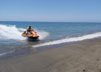 Torremolinos realiza un simulacro para comprobar el funcionamiento del dispositivo de seguridad y socorrismo