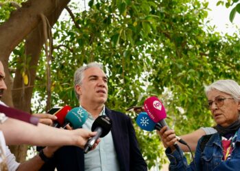 Bendodo sobre reunión por tren litoral: «Que no sirva para tomar el pelo, que vengan con plazos y presupuestos»