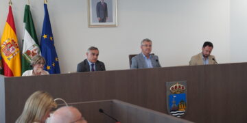 El Ayuntamiento de Estepona dice que «dejará la deuda heredada en 24 millones a finales de este año»