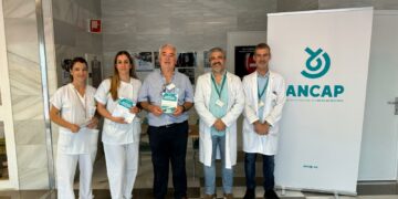 El servicio de Urología del Hospital Universitario Costa del Sol realiza una campaña sobre la prevención del cáncer de próstata