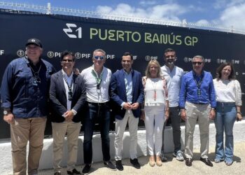 Francisco Salado destaca la repercusión para la Costa del Sol de la celebración del campeonato de E1 en Marbella