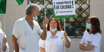 Más de cien mil sanitarios llamados hoy a la huelga en Andalucía