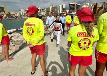 El Ayuntamiento de Fuengirola refuerza la seguridad de la ciudad durante el verano con más de un centenar de efectivos