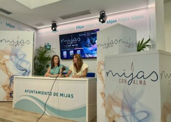 ‘Mijas con alma’ amplía sus propuestas con una velada a la luz de las velas y un ciclo de conciertos