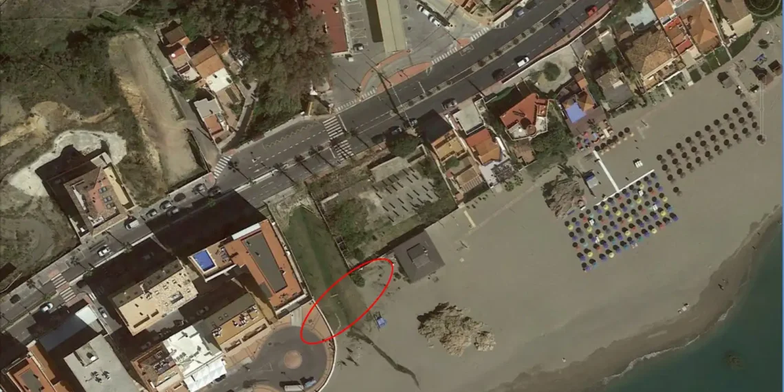 Fuengirola conectará su Paseo Marítimo a la Senda Litoral de Benalmádena con la instalación de una pasarela sobre el arroyo El Jardín