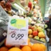 El precio de los alimentos se modera y marca la subida más baja desde 2021