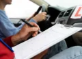 La lista de espera para examinarse del carnet en Málaga supera las 8.000 personas