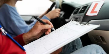 La lista de espera para examinarse del carnet en Málaga supera las 8.000 personas