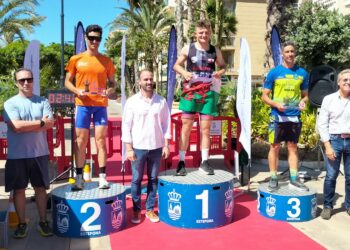 Morgan Watts y Cristina Resinas, ganadores del XXVI Triatlón ‘Villa de Estepona’ 2024