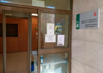 La supresión del juzgado de violencia de género en Estepona provoca el caos en el de Marbella