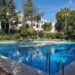 Rescatan a un niño de 2 años de una piscina de Marbella con síntomas de ahogamiento