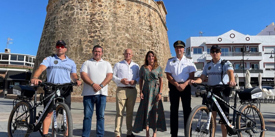 La unidad ciclista de la Policía Local de Mijas velará por la seguridad del litoral durante el periodo estival