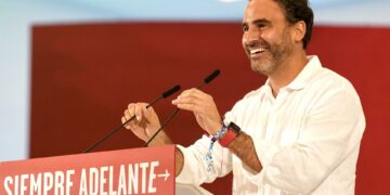 Veteranos del PSOE piden dimisión de Ejecutiva provincial y congreso extraordinario ante «debilidad» del partido