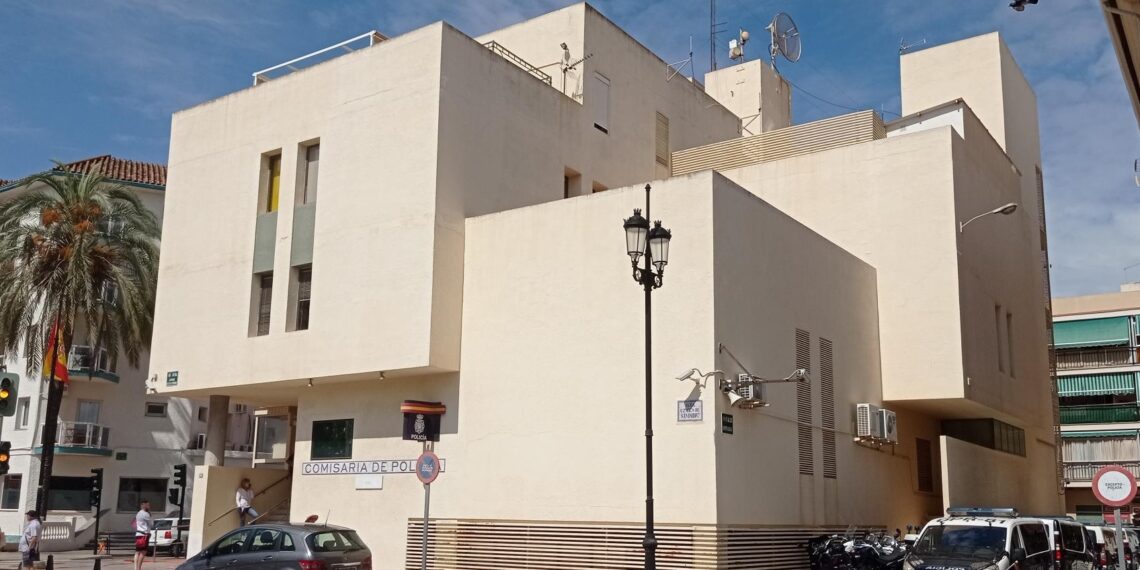 Detenidas cinco personas en Fuengirola que fingieron ser víctima de robos para estafar al seguro