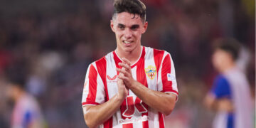 Sergio Arribas, jugador del Almería, rescata a una pareja que se estaba ahogando en las Maldivas