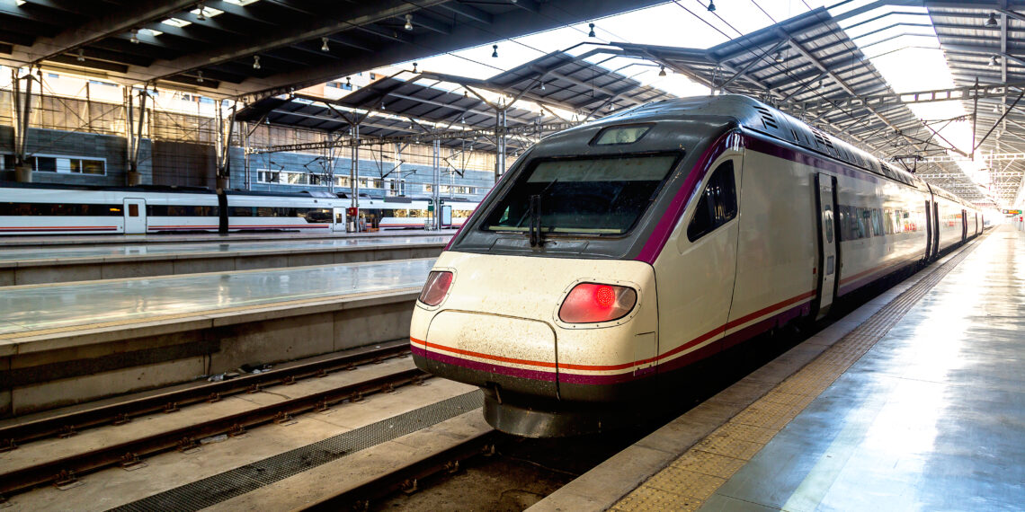 Renfe lanza una oferta para viajar este verano desde siete euros