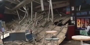 Se desploma parte de un falso techo de unos cines en el Rincón de la Victoria