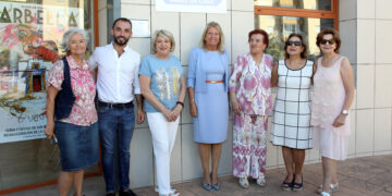 Marbella renueva su compromiso con la Asociación Cultural San Bernabé Amas de Casa