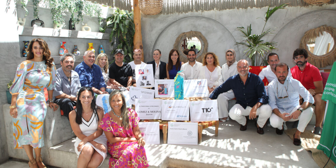 El Ayuntamiento colabora con la Asociación Española Contra el Cáncer en la XXXIX edición de su Cena de Gala de Marbella