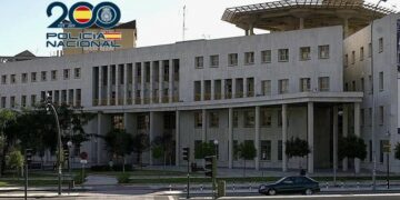 La Policía Nacional detiene en Málaga a un hombre acusado de cinco hurtos en interior de vehículos