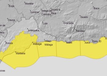 AEMET activa el aviso amarillo en la Costa del Sol por altas temperaturas este sábado