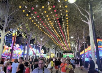 Roban a El Vuelo de Las Libélulas en la Feria de Arroyo de la Miel: «Nos habéis roto, pero seguiremos»