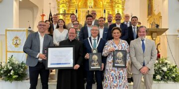 La Procesión de la Virgen del Carmen de la Carihuela recibe el título de Fiesta de Singularidad Turística de la Diputación