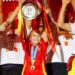 La selección se vuelca con María, la niña de 11 años que lucha contra el Sarcoma de Ewing: “¡Campeona¡”