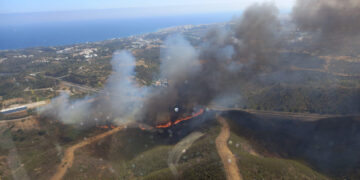 Declarado un incendio en el paraje de Nagüeles, Marbella