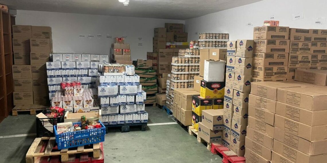 Casares cierra tras una década su Banco de Alimentos y lo sustituye por ayudas sociales