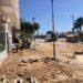 Cortada la calle Medina Azahara de Benalmádena tras la rotura de una tubería, que puede afectar al suministro