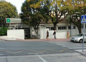 Más de la mitad de los centros de salud de la Costa del Sol cerrará por las tardes en verano