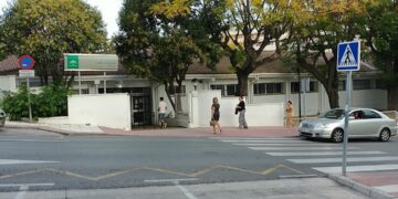 Más de la mitad de los centros de salud de la Costa del Sol cerrará por las tardes en verano