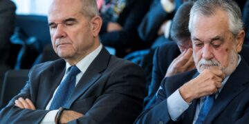 El Constitucional perdona al expresidente andaluz Manuel Chaves parte de la prevaricación de los ‘ERE’