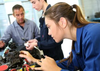 El Gobierno destina 4,9 millones de euros a Andalucía para impulsar la calidad de la Formación Profesional