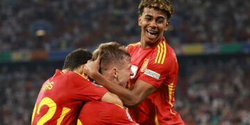 España pasa a la final de la Eurocopa a ritmo de récords