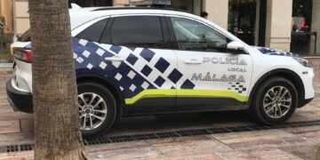Cuatro heridos tras el atropello de un ciclomotor a tres peatones en Málaga capital