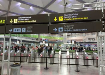 El aeropuerto prevé más de 2.800 vuelos en la operación salida de agosto