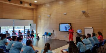 La Junta imparte formación especializada de atención primaria a 112 profesionales de enfermería en la provincia