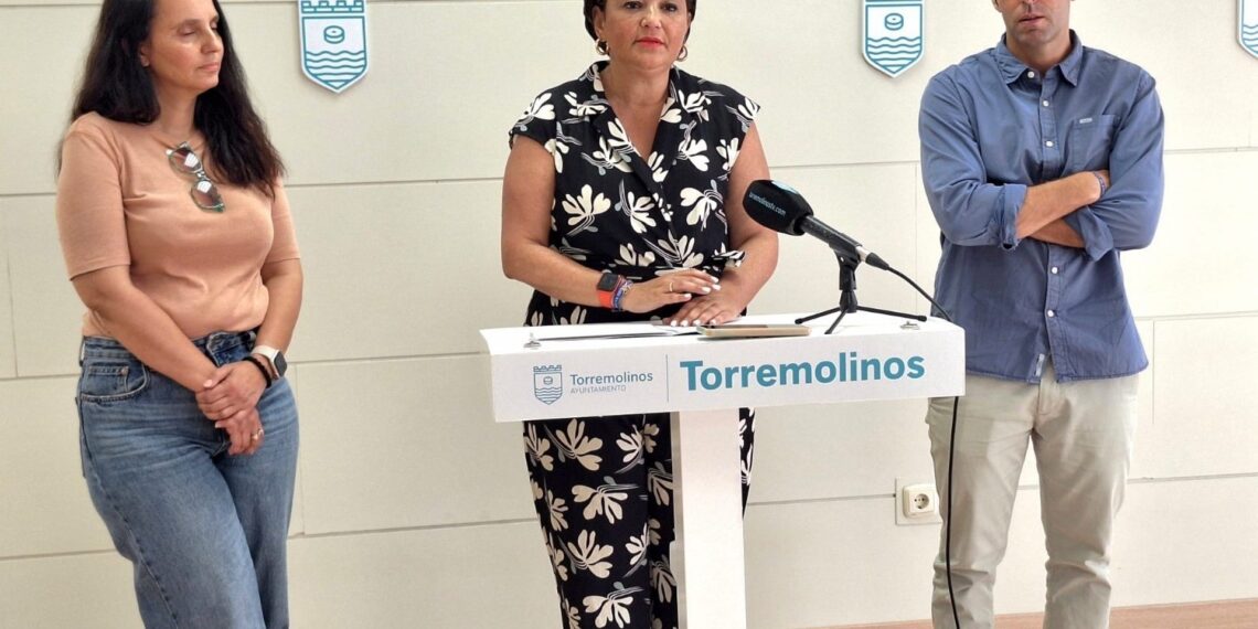 El Ayuntamiento de Torremolinos firma un convenio con la Asociación Málaga Felina