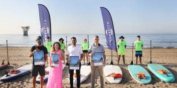 El Ayuntamiento pone en marcha una nueva edición del Campus Náutico Inclusivo para niños de entre 7 y 16 años en la playa de El Cable