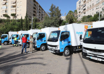 Marbella adquiere una docena de nuevos vehículos para el baldeo