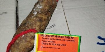 La Junta ordena retirar del mercado un lote de salchichón ibérico tras detectar listeria