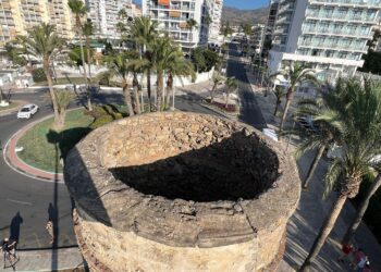 Benalmádena avanza en la rehabilitación de Torre Bermeja