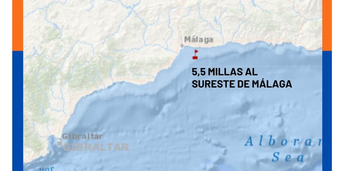 Rescatados los cuatro tripulantes de un pesquero hundido en aguas de Málaga