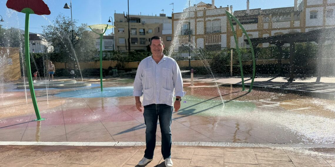 La concejalía de Parques y Jardines de Mijas realiza un centenar de actuaciones de mejora en solo un mes