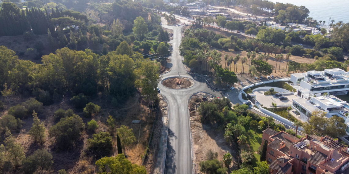 Ultiman los trabajos del primer tramo de la remodelación de la carretera de Istán