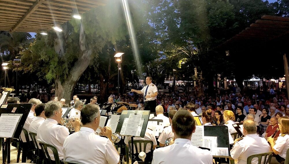 El parque de España de Fuengirola acogerá mañana un concierto de la Banda Municipal de Música y el jueves un espectáculo infantil